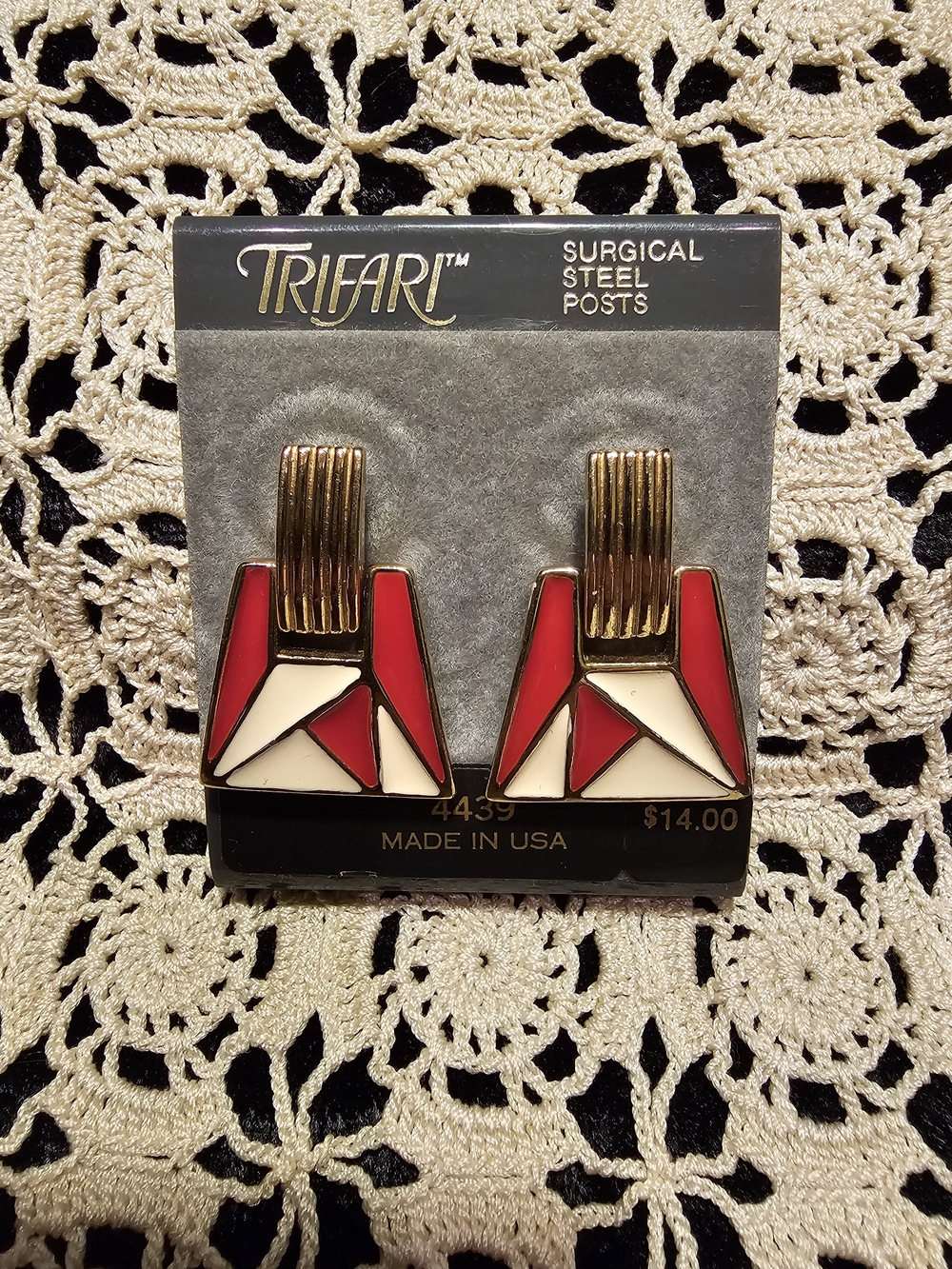 Vintage Trifari 1980s Geometric Art Deco Enamel Dangle Earrings NOS New On Card